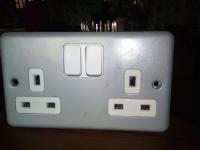 MK Y1634 2 Gang DP Switched Twin Socket 13A-img_20210209_1618521-thumb
